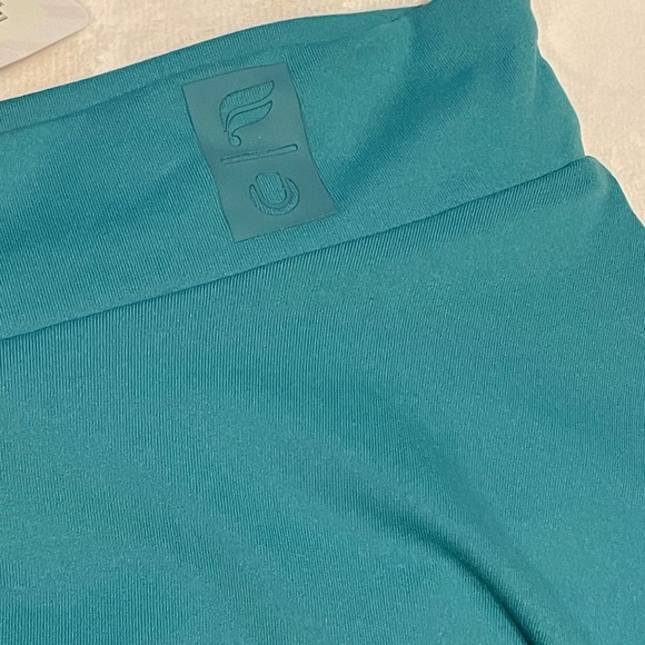 Fabletics Flounce Ultra High-Waisted Tennis & Golf skort Skirt w/built in Shorts - Picture 5 of 8